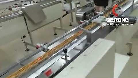 Automatic cake biscuit cookie cutting sorting feeding bag flow packing machine