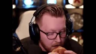 Eating A Borger
