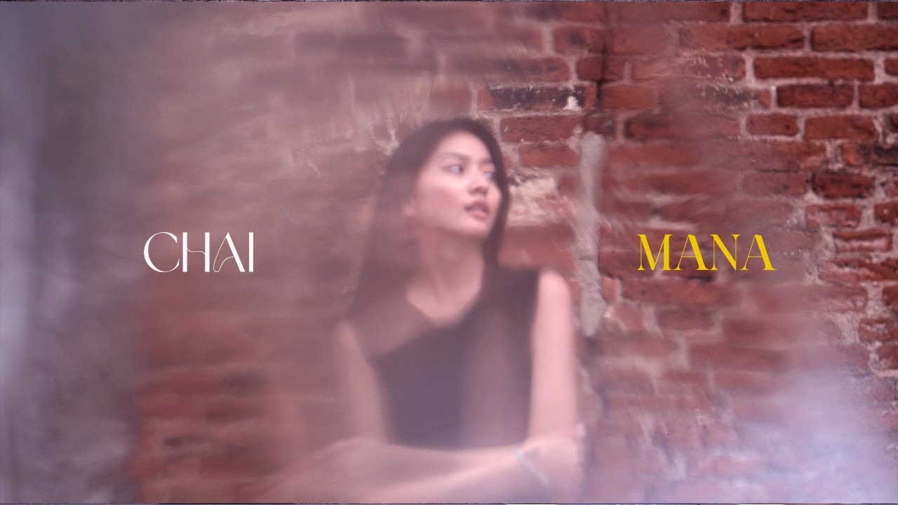 Guarda CHAI - MANA (Official Lyric Video) su YouTube Guarda CHAI - MANA (Official Lyric Video) su YouTube