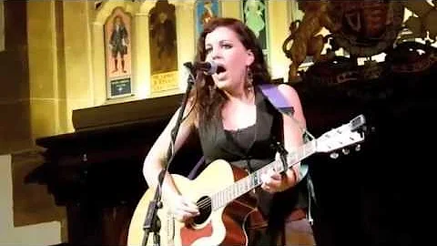 Live Footage Sarah Gillespie