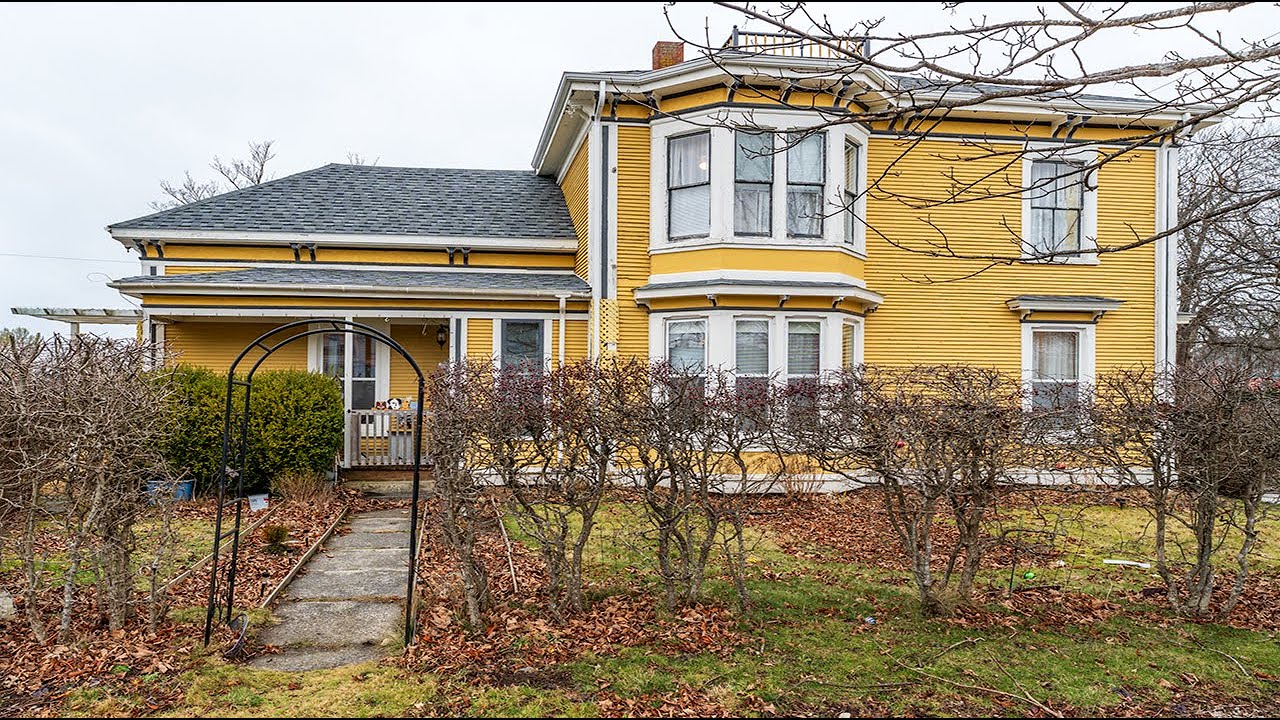 45 Alma Street, Yarmouth, Nova Scotia