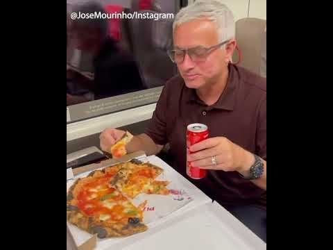 Jose Mourinho celebrates Roma&#39;s big win with a pizza | #Shorts | ESPN FC