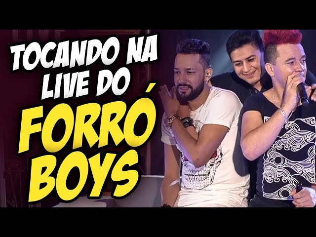 TOCANDO na LIVE DO FORRÓ BOYS (Minha Participação) class=