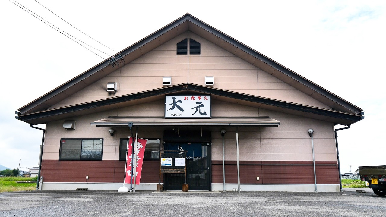 唐揚げ焼肉爆食いアニキが殺到する田んぼにポツンと大衆食堂丨香川グルメ５選