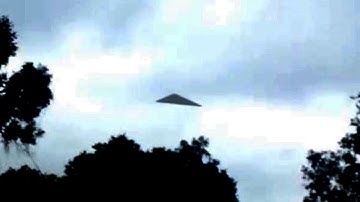 Breathtaking UFO Video | Black Triangle UFO Caught on Camera | Real UFO Sightings 2016