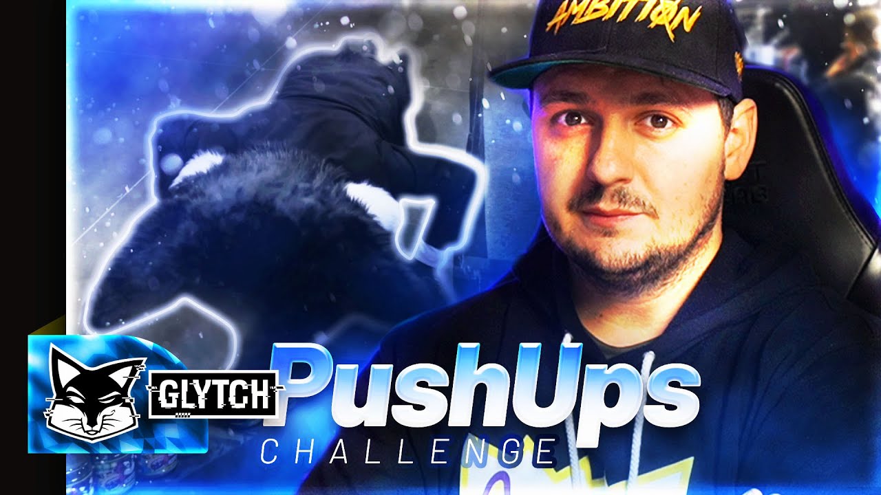 STAXX CHALLENGES THE GLYTCH ENERGY MASCOT FOR A PUSH UP CHALLENGE AT MEGACON 2021!!!!