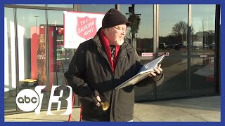 Virginia man brings in record donations for Salvation Army with singing bell ringing show