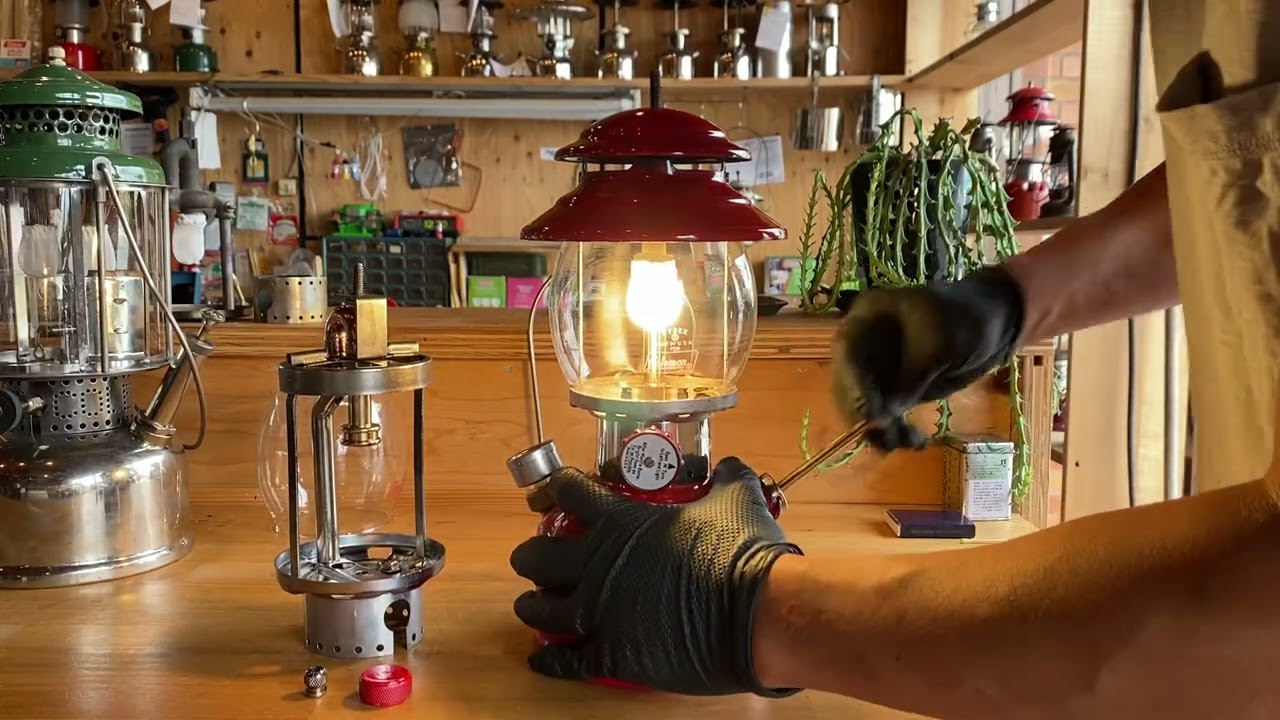 Jan.1974 Coleman 200A 点火動画 vintage lantern Ignition video