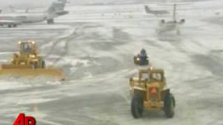 Winter Storm Barrels Into Northeast