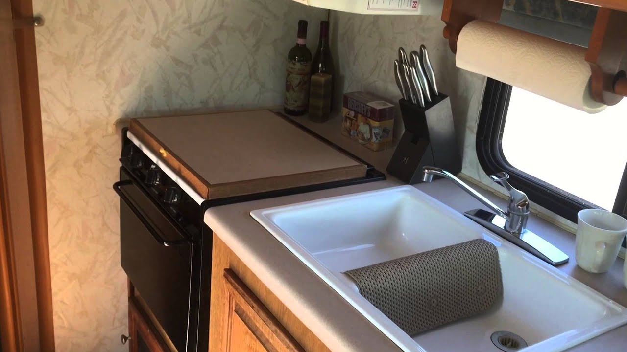 1996 Allegro Bay, by Tiffin Motorhomes, Inc. 