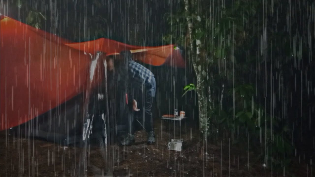 AMAZING HEAVY RAIN! SOLO CAMPING IN HEAVY RAIN AND THUNDER - RELAXING ...