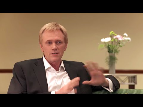 Buy Gold Because US DOLLAR HAS CANCER - Mike Maloney of GoldSilver.com