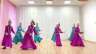 Танцевальный коллектив «Sandi dance”, Казахский танец - Арулар, руководитель : Ермагамбетова.С.Т