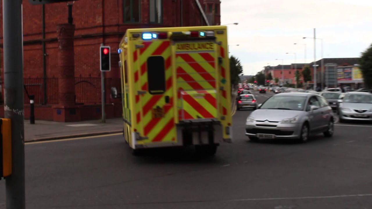 Northern Ireland Ambulance Service / E321 / TNZ 9711 / Mercedes Benz Sprinter / Emergency Ambulance