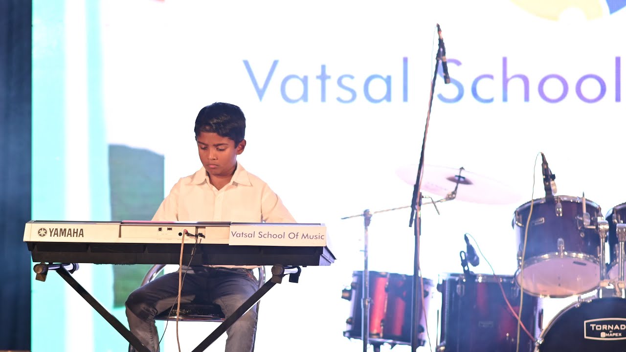 Chak De India - Keyboard Performance By Justin || Vatsal School Of ...