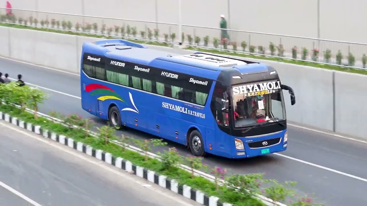 নতুন টিটিপাড়া আন্ডারপাসে বাসের যাত্রা ডানপিটে মায়া Sony ZV1M2