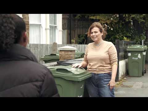 Video: Welke kleur afvalbak is voor gecombineerde recycling?