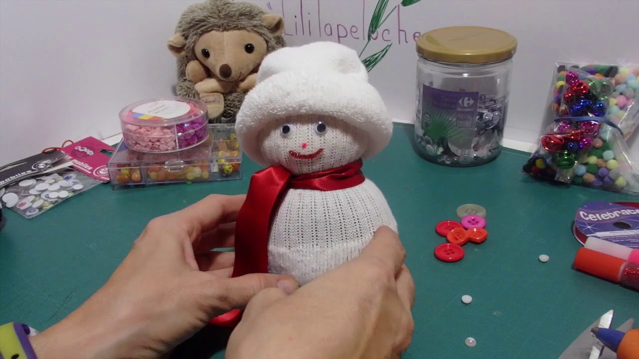 GÉNIAL! Comment faire une peluche bonhomme de neige à partir d'un