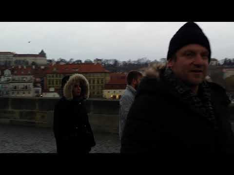 Vidéo: Légendes Du Pont Charles à Prague - Vue Alternative