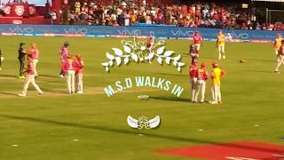 DHONI gets out! DJ plays "Channa Mereya" at Holkar stadium Indore
