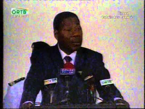 Boni Yayi Signe La Convention Consacrant Le RAMU Au Bénin