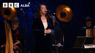 Mairi Macinnes - Gràs Cuirm Aig Celtic - Òran Ùr Bbc Alba