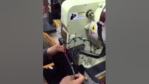 HKS SG-550 FULL AUTOMATIC SNAP BUTTON ATTACHING MACHINE