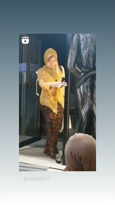 kebaya kunyit 😍