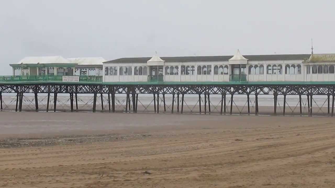 St. Annes pier. Hd.