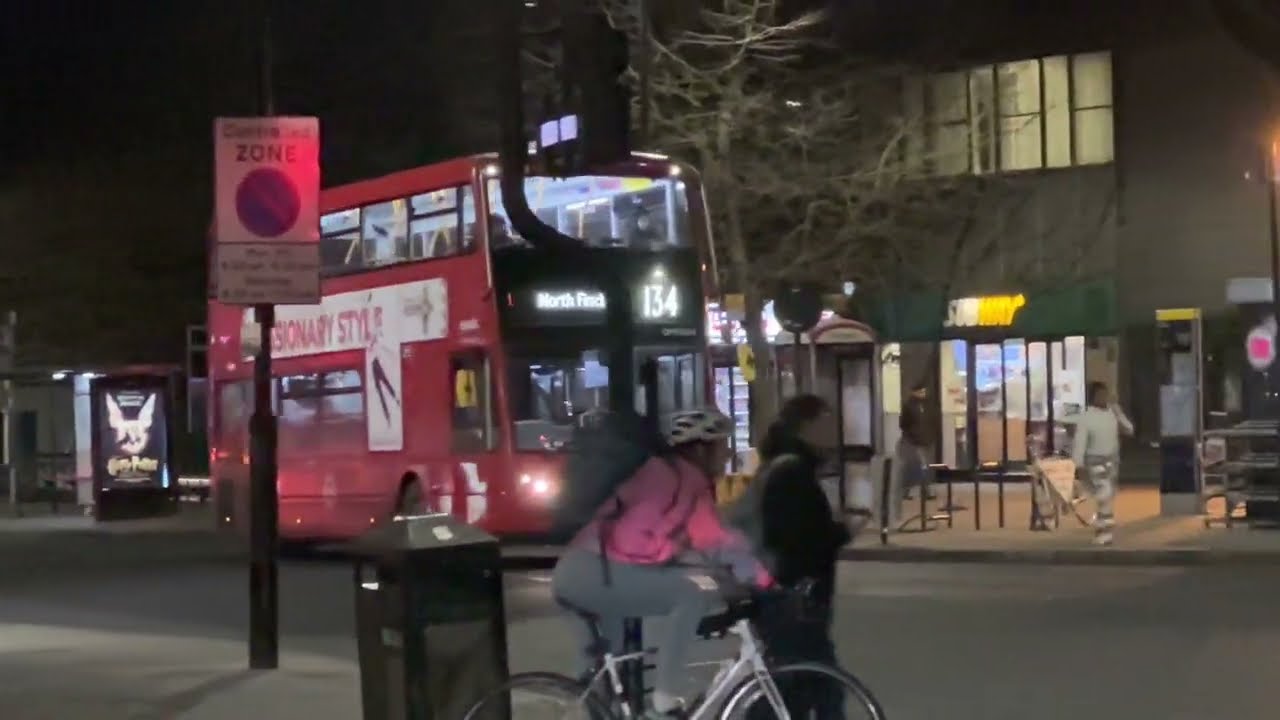 LED Blinded Metroline Optare Metrodeck on the 134