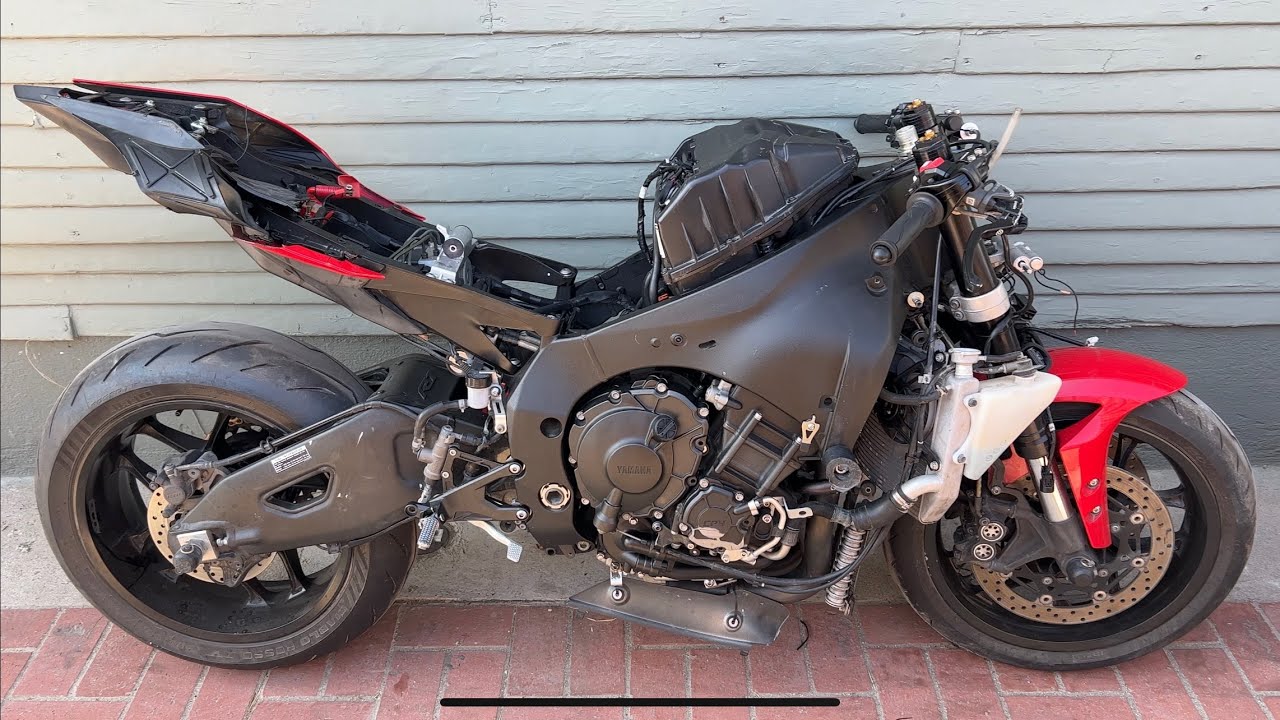 7 REFORMANDO A YAMAHA R1 DE LEILÃO NOS ESTADOS UNIDOS REBUILDING