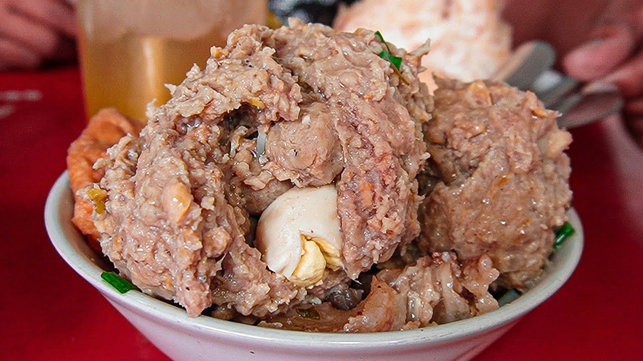 TETELANNYA GEDE - GEDE!! DULU JUALAN DIBAWAH JEMBATAN SEKARANG PUNYA CABANG