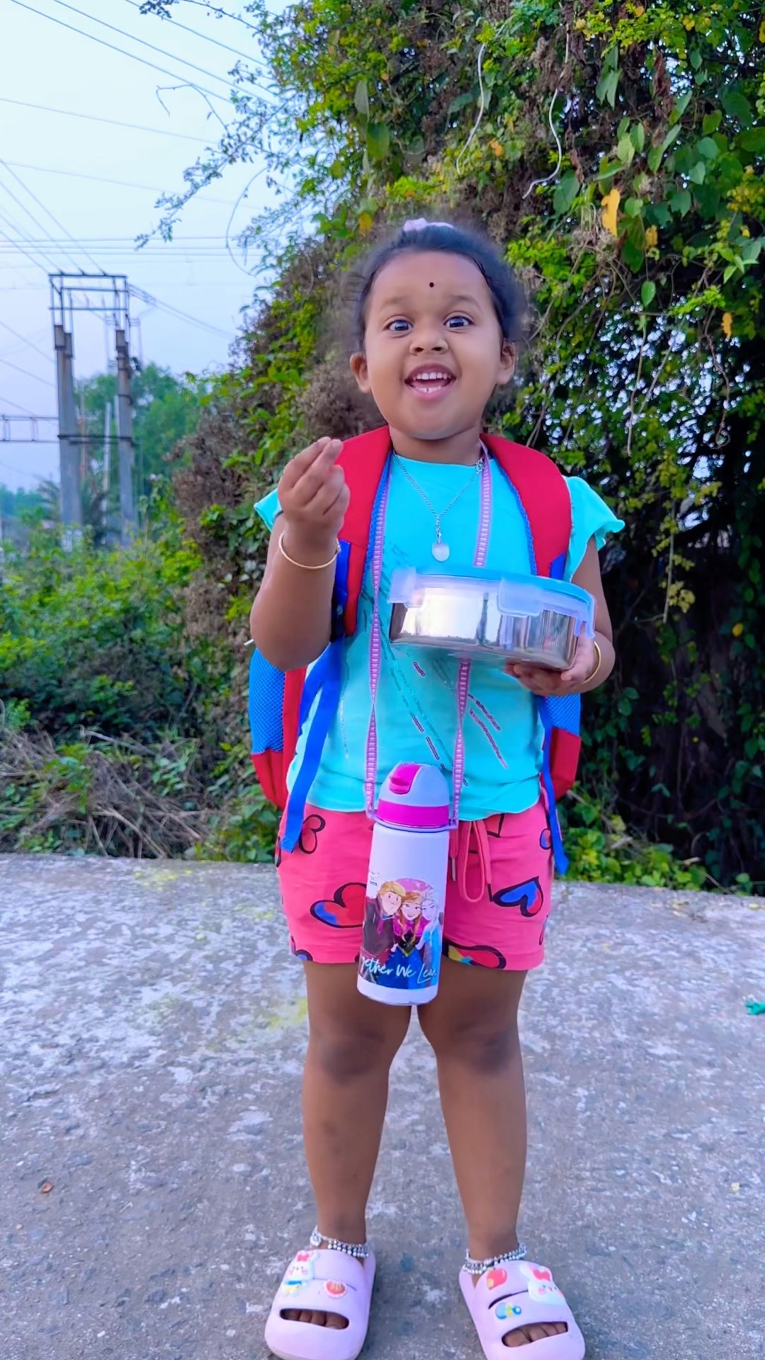 Misti Ko Kurkure Khane Hai?? mummy Ne Kya Kiya #shorts #viral #trending #funnyvideo #school