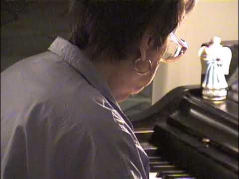 Dora Piano - YouTube