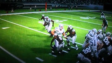 Madden 2013 Compared To APF 2k8, Perhaps The Best Example Of Refined Gameplay and Player Interaction