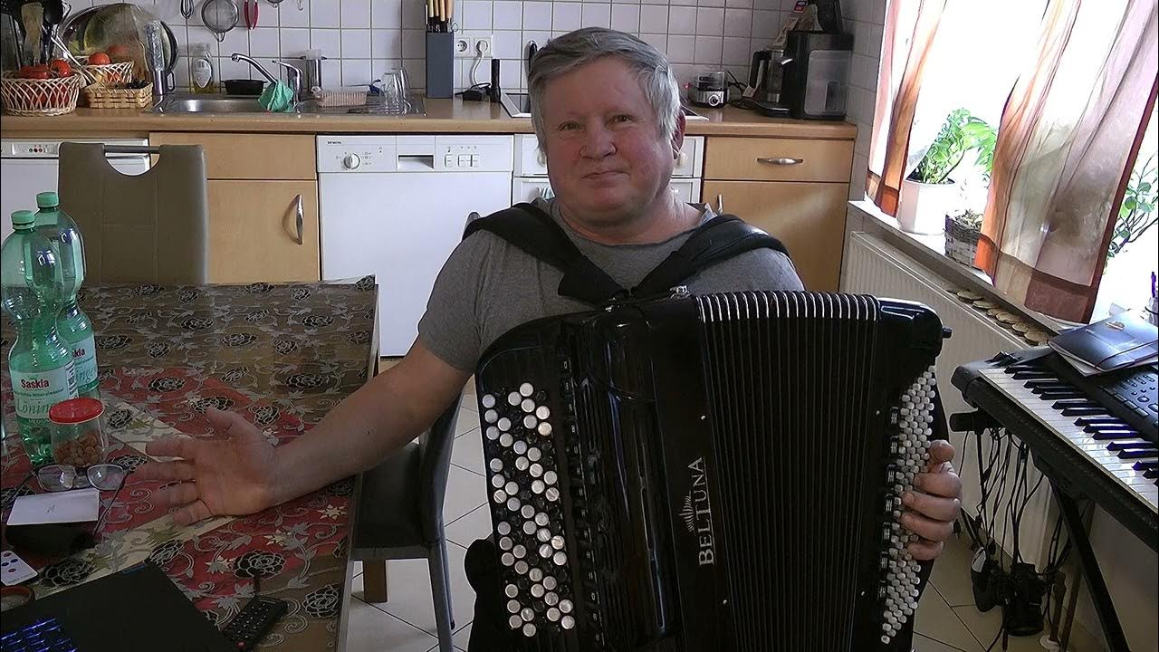 Разбор песен седого баяниста. Седой баянист разбор песен на баяне. Разбор песен седого баяниста. Седой баянист. Седой баянист разбор песен на баяне.