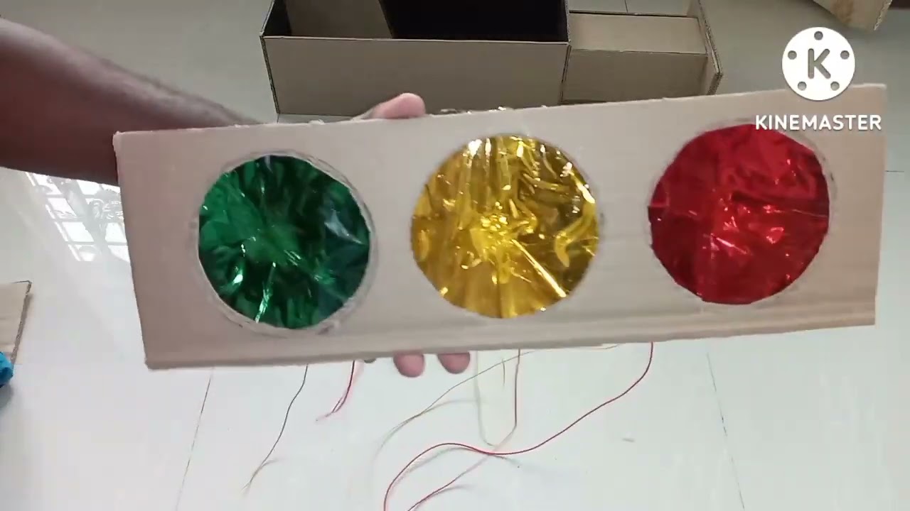How To Make Traffic Light From Cardboard 