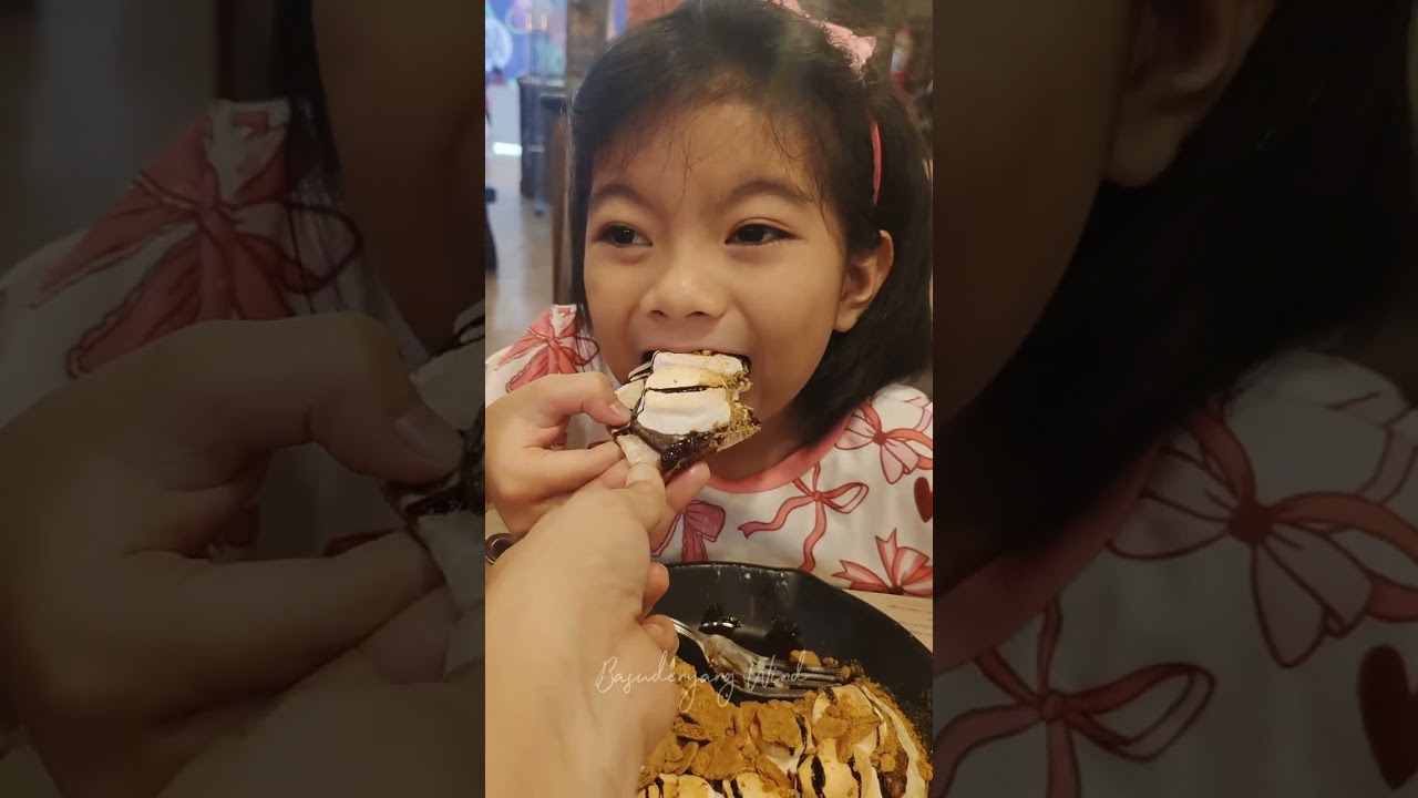 Kumain kami sa Shakey's at nag-laro sa World of Fun! 