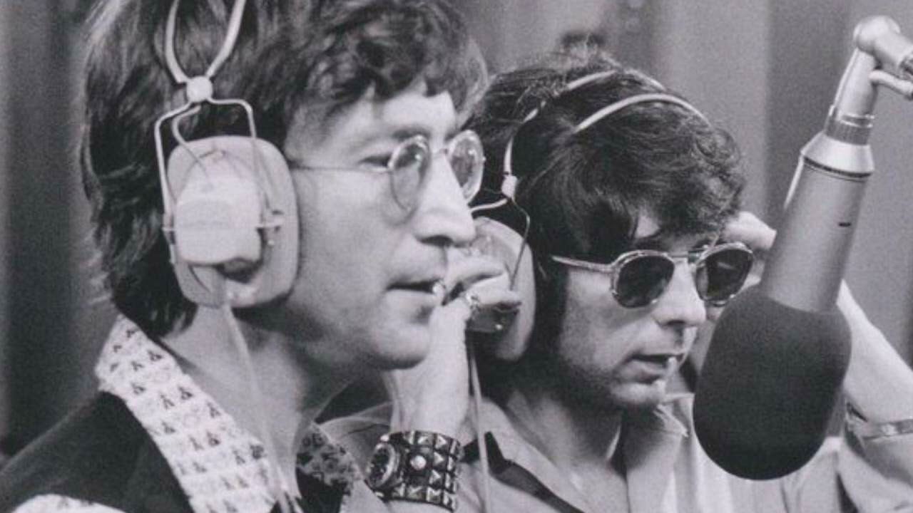Download John Lennon - Love - Instrumental MP3
