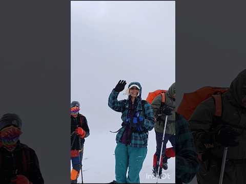 قله گردکوه ارتفاع 3038متر شانه تراش دوهزار شهسوار مازندران اسفند 1403یک روزی که کوهستان ناآرام بود