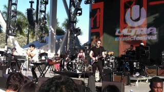 Neon Indian-Deadbeat Summer @UMF 2012