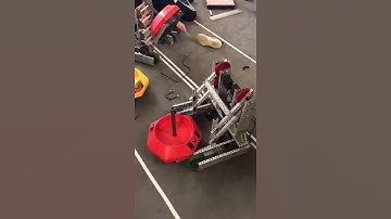 Lifting out 1st goal (VEX Tipping point)