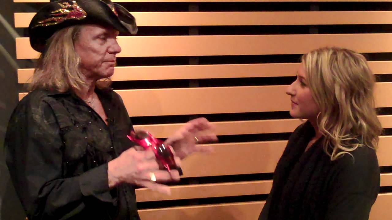 Story of Helix's "Heavy Metal Love" YouTube