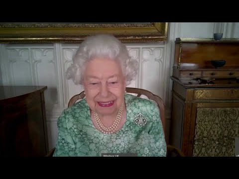Video: Regina Elisabeta, Reacția Ei La Anunțul Lui Meghan și Harry