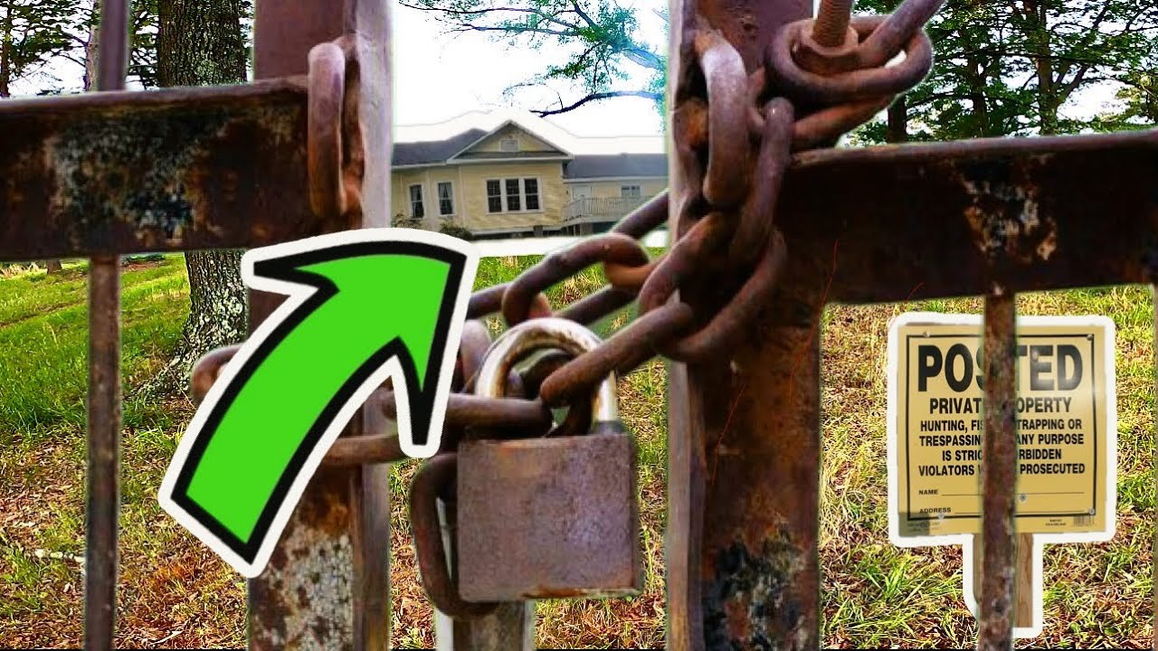Bass Fishing an ABANDONED ESTATE! | HIDDEN TREASURE Found!! #bassfishing #explore #viralvideo #fyp