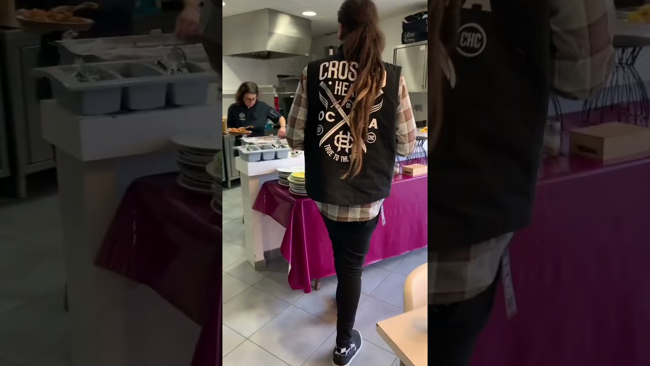 Day in the life of a music tour manager in France! 🇫🇷 