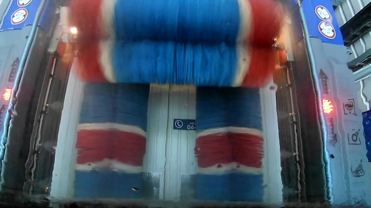 Touchless + Brush Wash: Kärcher CB-Line (Inside View)