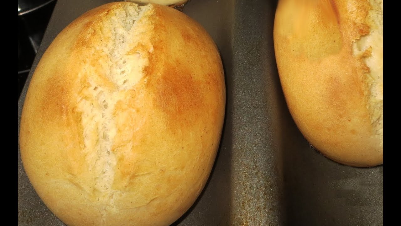 Brötchen selbst gemacht auf Gasgrill.