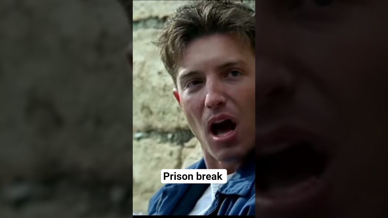 Movie Highlights scene on PRISON BREAK S1
