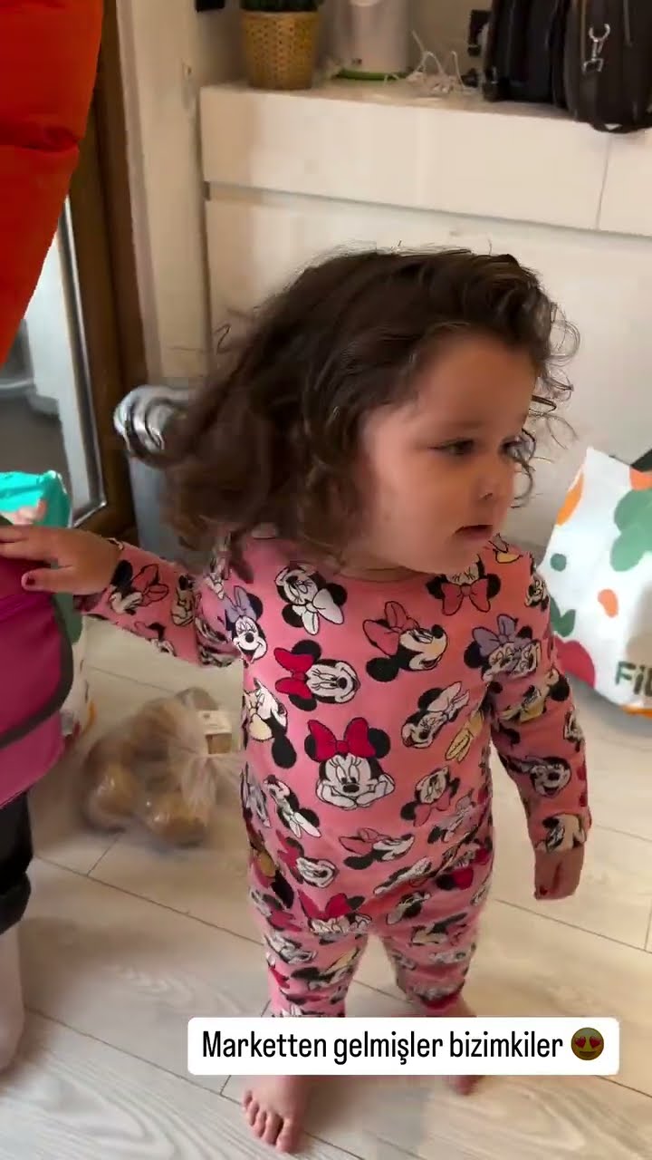 Marketten gelmiş bizimkiler ?